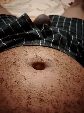 Snapshot of TornadoStorm35 chatting on 11.29.25 TornadoStorm35 online show from 11.29.25