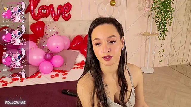 Snapshot of Lolly_Neal chatting on 02.19.25 Lolly Neal online show from 02.19.25