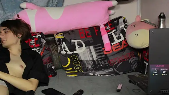 Snapshot of Kamala_Adele chatting on 10.07.25 Kamala Adele online show from 10.07.25