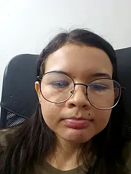 Snapshot of azumiichan chatting on 02.01.26 azumiichan online show from 02.01.26