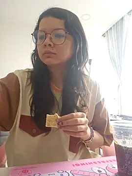 Snapshot of azumiichan chatting on 02.18.26 azumiichan online show from 02.18.26