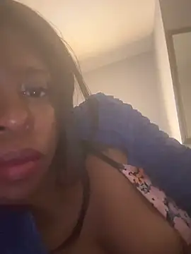 Snapshot of CamGirlLeanna chatting on 01.27.25 CamGirlLeanna online show from 01.27.25