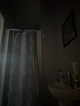 Snapshot of CamGirlLeanna chatting on 02.25.25 CamGirlLeanna online show from 02.25.25