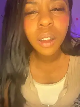 Snapshot of CamGirlLeanna chatting on 03.22.25 CamGirlLeanna online show from 03.22.25