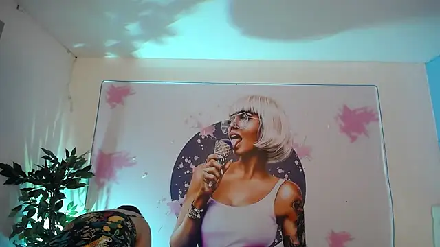 evelyn mature19 online show from 10.13.25