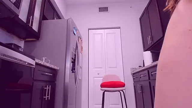 AngieDaniels1 online show from 10.06.25