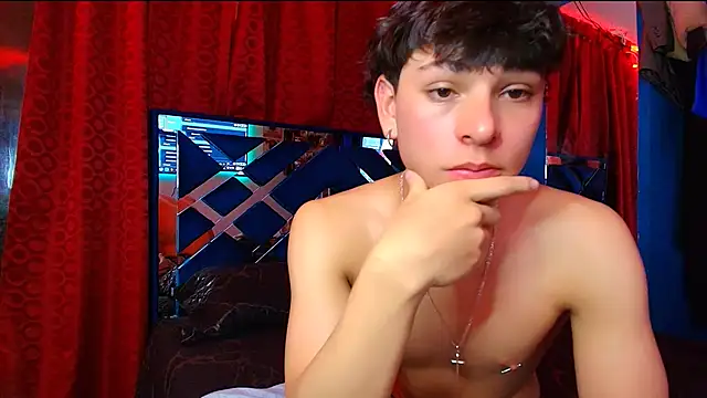 Luke Howland online show from 10.08.25