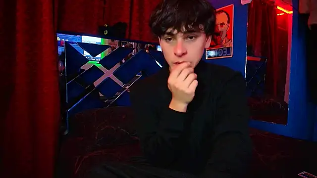 Luke Howland online show from 11.07.25