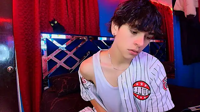 Luke Howland online show from 11.28.25