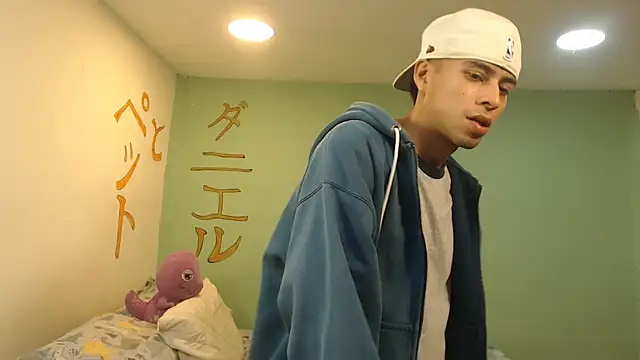 danielitopapuu online show from 07.04.26