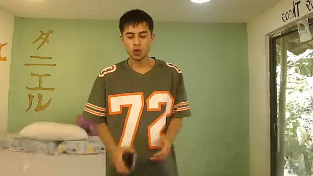 danielitopapuu online show from 07.16.26