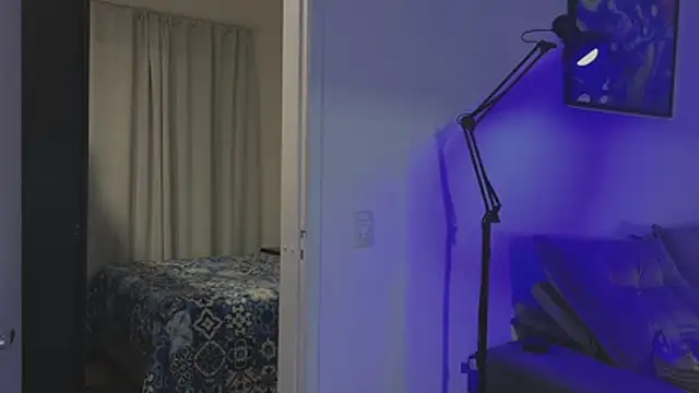 Snapshot of sexxxsutra chatting on 10.23.25 sexxxsutra online show from 10.23.25