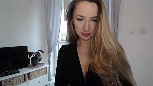 JulietteDiamond online show from 09.18.25