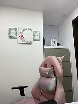 SophiaLaurens online show from 01.26.25