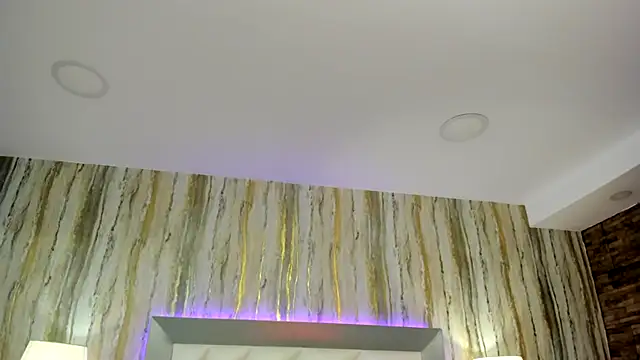 SophiaLaurens online show from 02.21.25