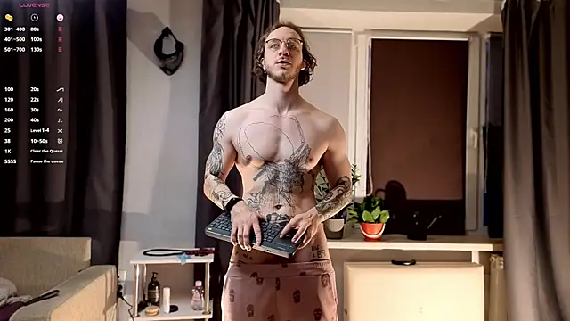 pleasure8869 online show from 11.15.25