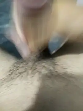 Snapshot of volcanrey chatting on 10.23.25 volcanrey online show from 10.23.25