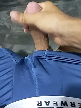 Snapshot of volcanrey chatting on 11.15.25 volcanrey online show from 11.15.25