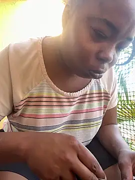 Snapshot of JCCaramelbarbie1 chatting on 09.13.25 JCCaramelbarbie1 online show from 09.13.25