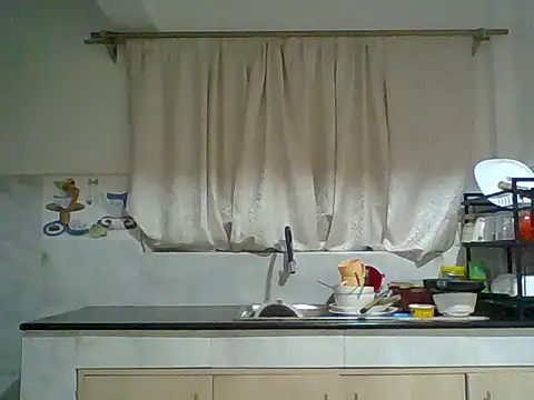 Oliviia  online show from 09.30.25