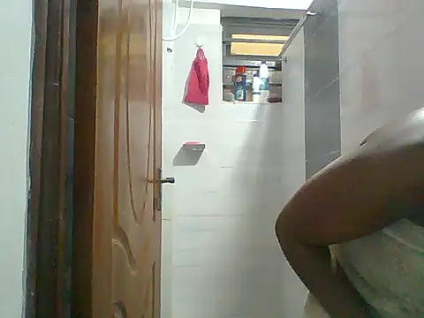 Oliviia  online show from 11.01.25