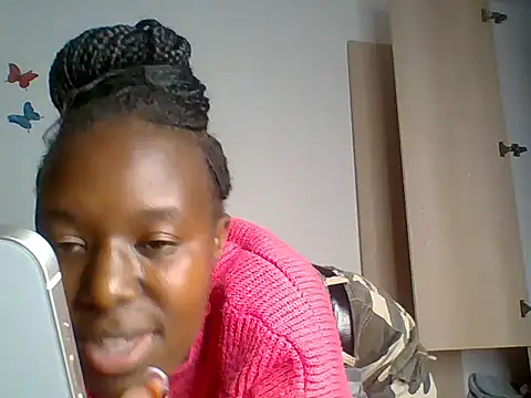 Oliviia  online show from 11.03.25