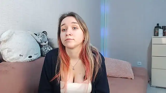 lovely hayley online show from 02.11.26