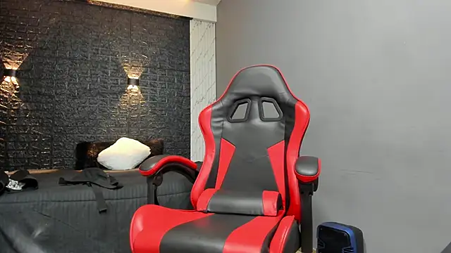 taurus boy1 online show from 11.06.25