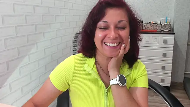 TeasyLana online show from 10.10.25