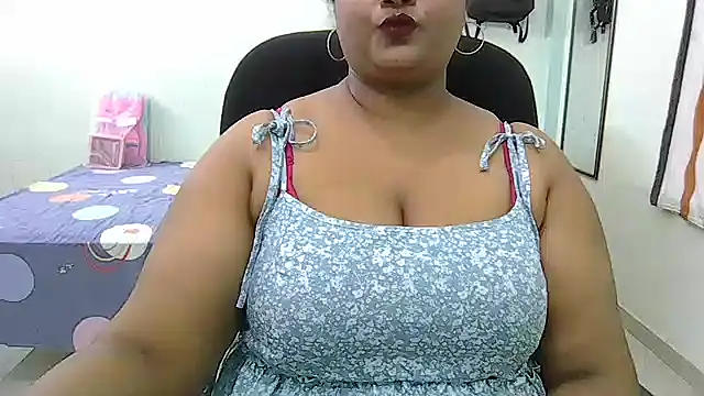 Snapshot of tamil_ureniya chatting on 01.18.25 tamil ureniya online show from 01.18.25