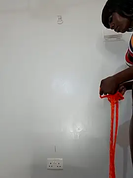 korah01 online show from 10.21.25