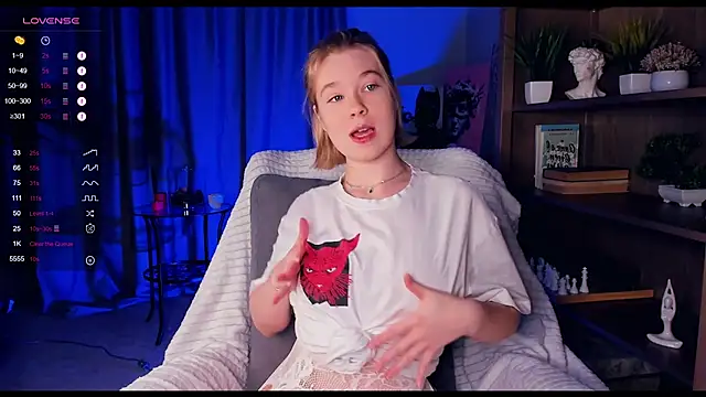 PollyHathor online show from 12.14.24