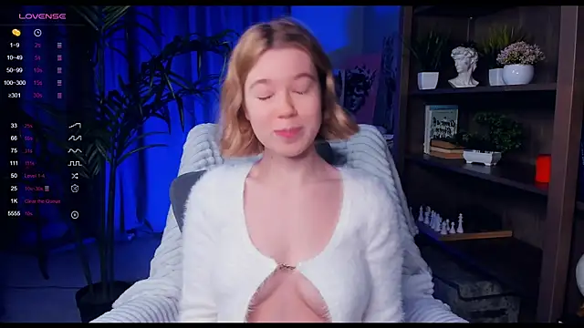 PollyHathor online show from 12.21.24