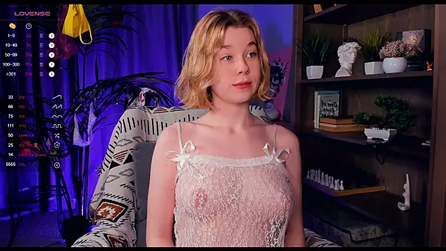 PollyHathor online show from 12.28.24
