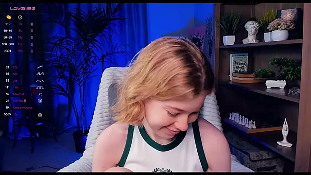PollyHathor online show from 01.18.25