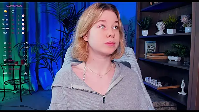 PollyHathor online show from 01.26.25