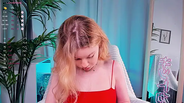 PollyHathor online show from 02.10.25
