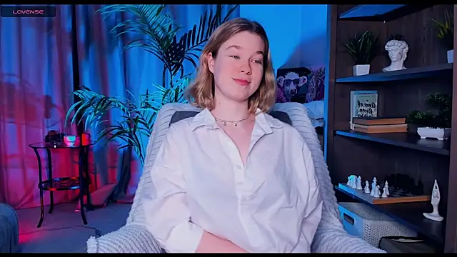 PollyHathor online show from 03.21.25