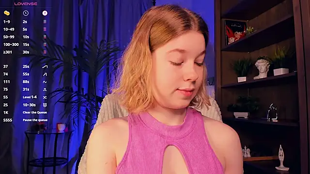 PollyHathor online show from 09.26.25
