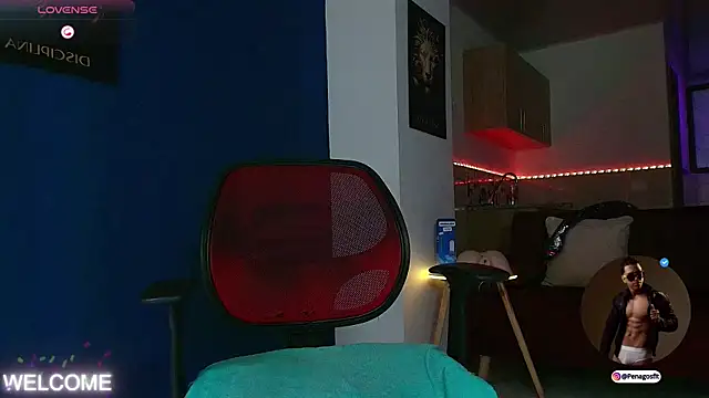 Snapshot of Taylor_John chatting on 11.01.25 Taylor John online show from 11.01.25