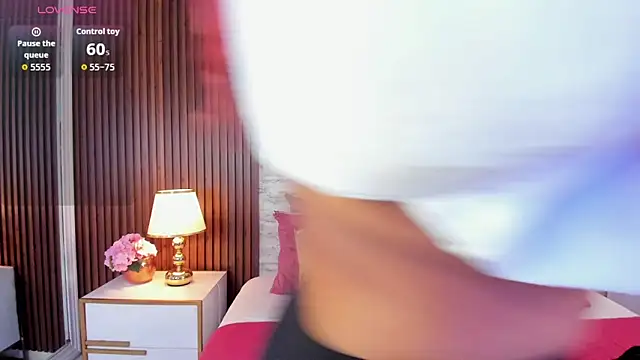 AndreaPink2024 online show from 12.17.25