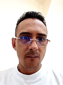 paisa233 online show from 10.15.25