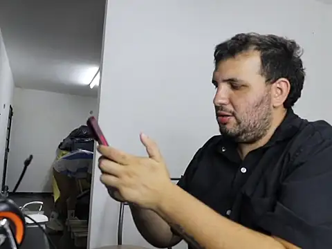 zekefotoslive online show from 02.25.26