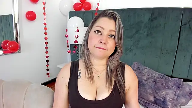 PandoraB  online show from 02.28.25