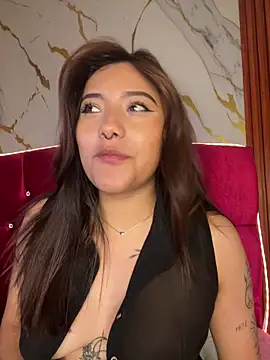 angellique 22 online show from 12.20.25