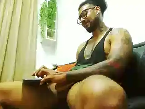 LewisStrong online show from 03.12.25
