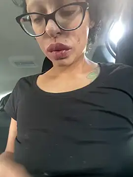 myloveforyouu online show from 10.09.25