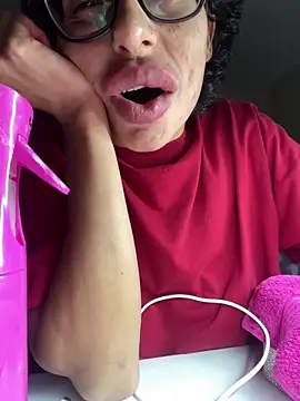 myloveforyouu online show from 11.03.25