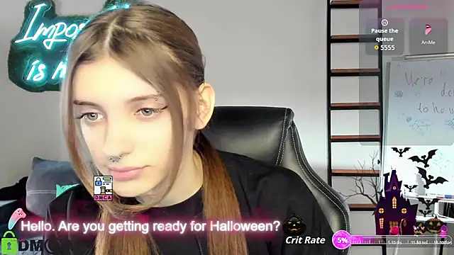 Snapshot of CherryBloom777 chatting on 10.29.25 CherryBloom777 online show from 10.29.25