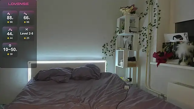 Tune Godness online show from 01.04.25